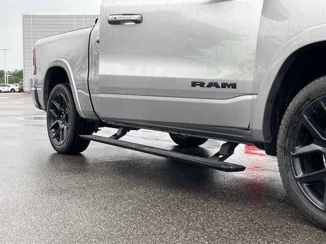 2022 RAM 1500 Laramie 4x4 Crew Cab 5'7" Box