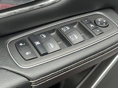 2023 RAM 1500 Laramie 4x4 Crew Cab 5'7" Box