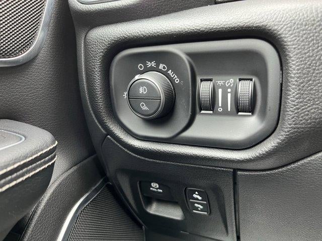 2023 RAM 1500 Laramie 4x4 Crew Cab 5'7" Box