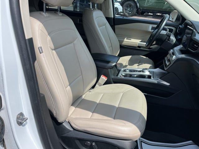 2023 Ford Explorer XLT 4WD