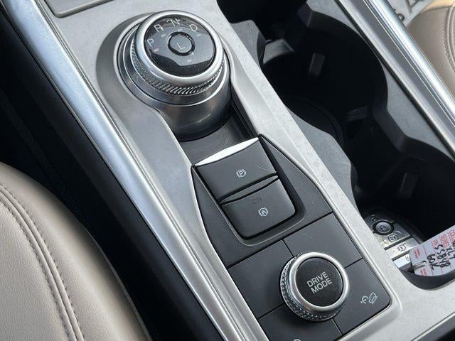 2023 Ford Explorer XLT 4WD