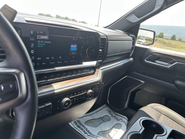 2024 Chevrolet Silverado 1500 Crew Cab Short Box 4-Wheel Drive LT 1LT