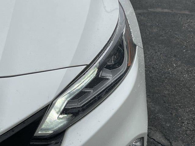 2022 Nissan Altima 2.5 SR Sedan