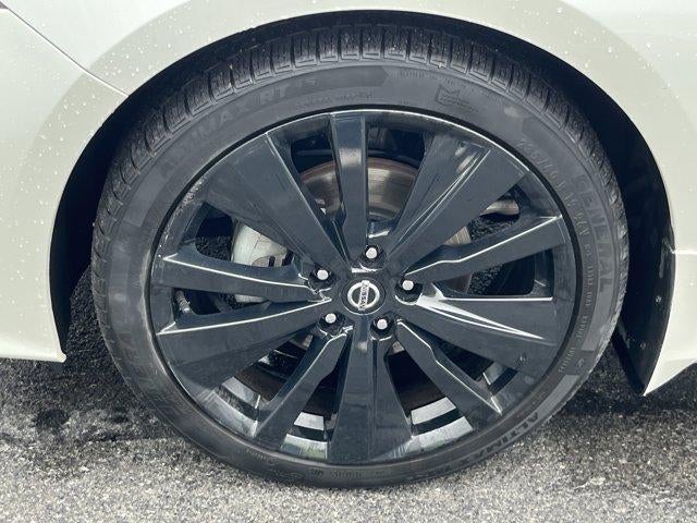 2022 Nissan Altima 2.5 SR Sedan