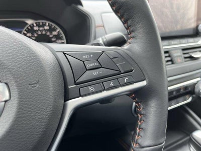 2022 Nissan Altima 2.5 SR Sedan