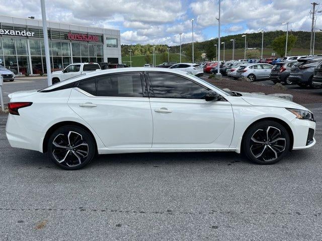 2023 Nissan Altima 2.5 SR AWD Sedan