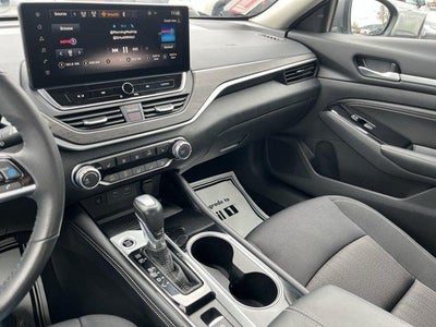 2023 Nissan Altima 2.5 SV AWD Sedan