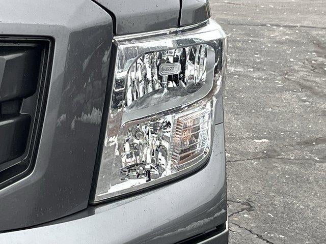 2024 Nissan Titan 4x4 Crew Cab SV