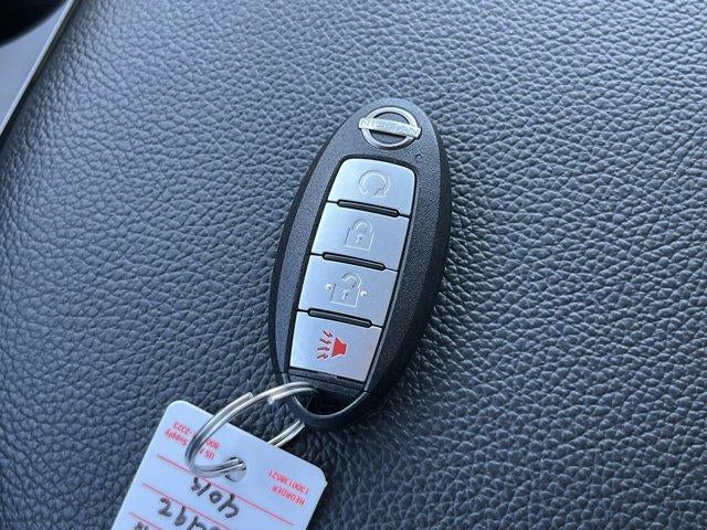 2023 Nissan Titan 4x4 Crew Cab PRO-4X