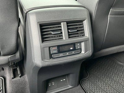 2021 Volkswagen Atlas 2021.5 3.6L V6 SE w/Technology R-Line 4MOTION