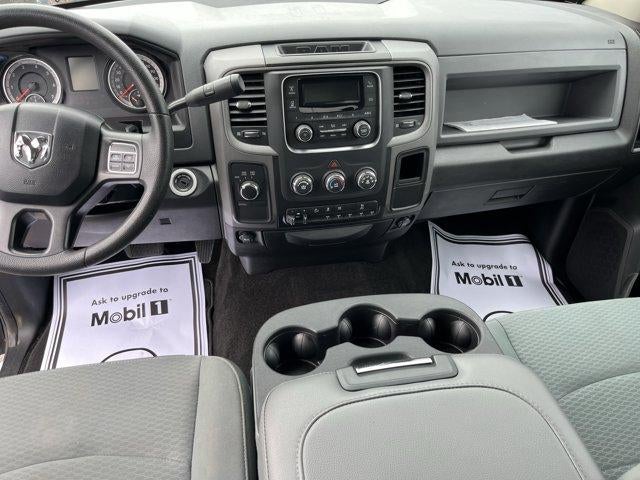 2017 RAM 2500 Tradesman 4x4 Crew Cab 6'4" Box