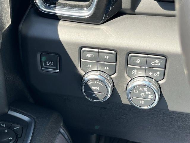 2022 GMC Sierra 1500 Crew Cab Short Box 4-Wheel Drive Denali