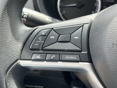 2022 Nissan Kicks S FWD