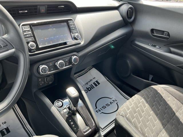 2022 Nissan Kicks S FWD