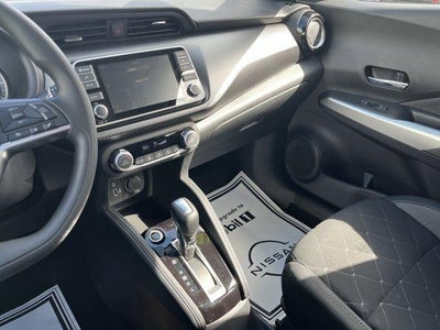 2020 Nissan Kicks SV FWD