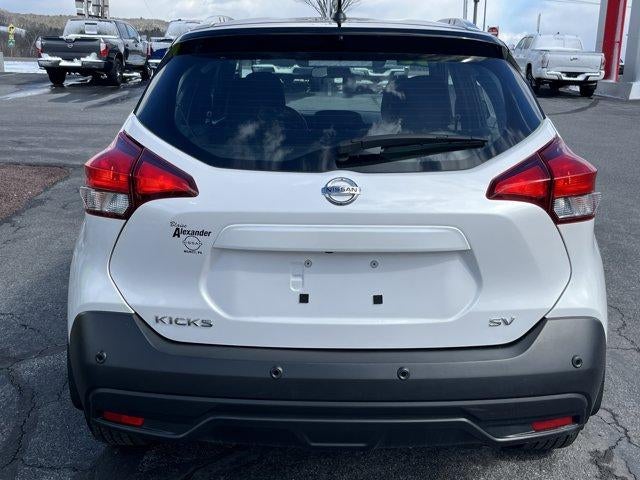 2020 Nissan Kicks SV FWD