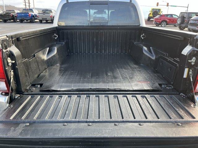 2019 Toyota Tacoma 2WD 2WD SR5 Double Cab 5' Bed V6 AT (GS)