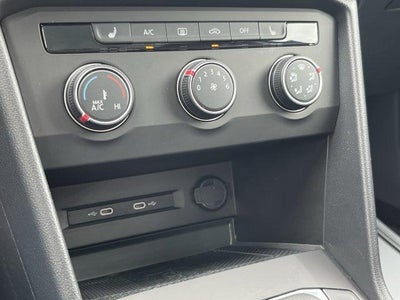 2022 Volkswagen Taos SE 4MOTION