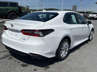 2023 Toyota Camry LE Auto (SE)