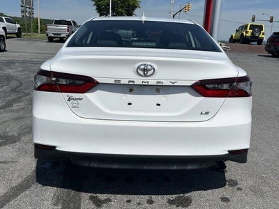 2023 Toyota Camry LE Auto (SE)