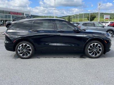 2025 Lincoln Nautilus Reserve AWD