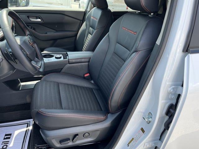 2025 Nissan Rogue AWD Rock Creek