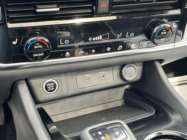 2023 Nissan Rogue AWD SV *Ltd Avail*