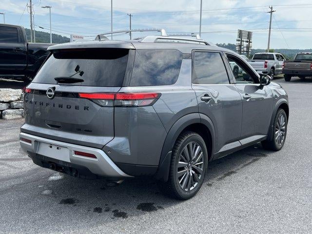 2023 Nissan Pathfinder SL 4WD