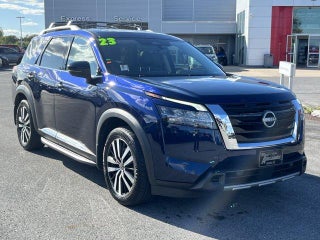 2023 Nissan Pathfinder Platinum 4WD