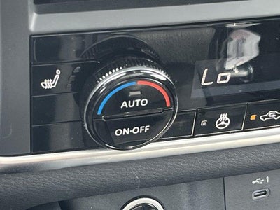 2023 Nissan Rogue AWD SV