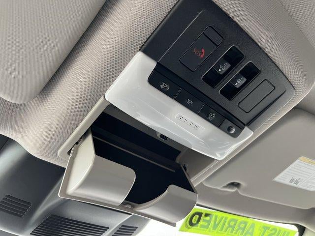 2022 Nissan Rogue AWD Platinum