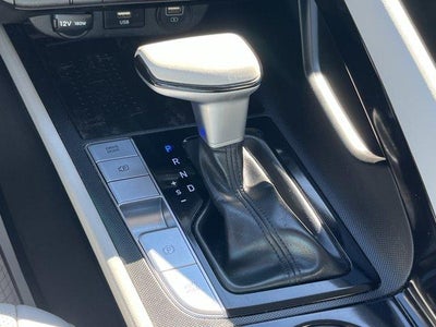 2022 Hyundai ELANTRA Limited IVT