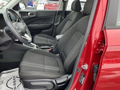 2022 Hyundai VENUE SEL IVT