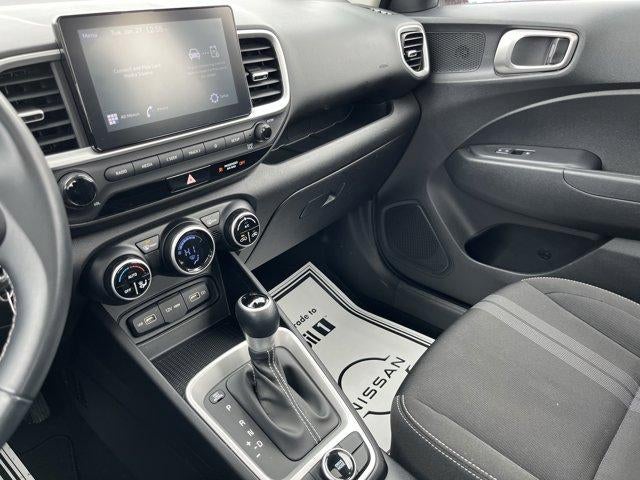 2022 Hyundai VENUE SEL IVT