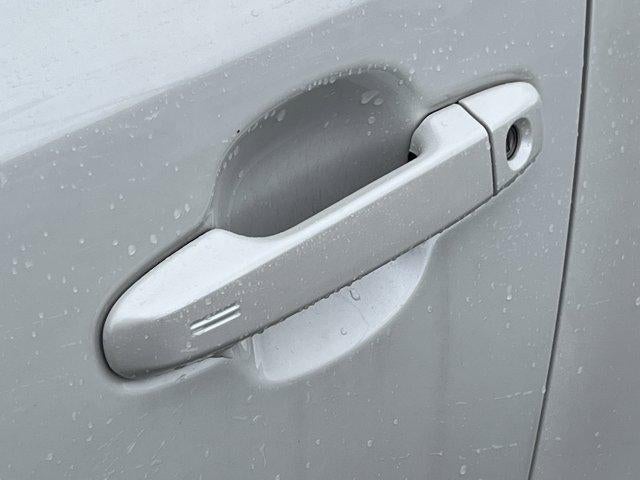 2020 Toyota C-HR XLE FWD (Natl)