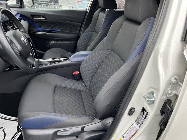 2020 Toyota C-HR XLE FWD (Natl)