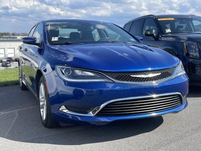2016 Chrysler 200 4dr Sdn Limited FWD
