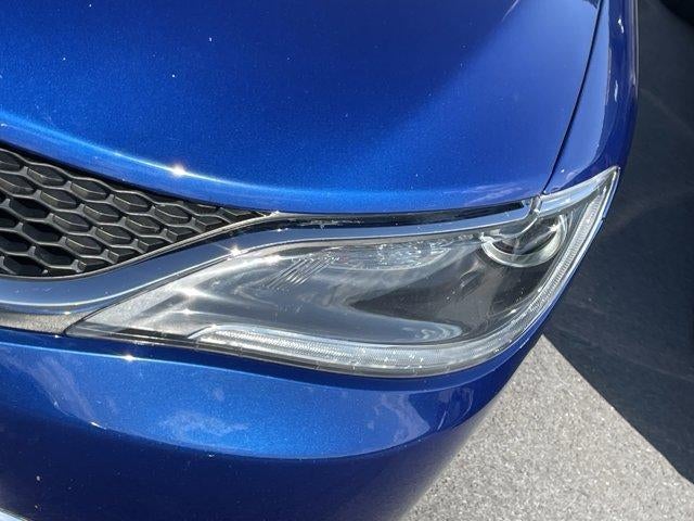 2016 Chrysler 200 4dr Sdn Limited FWD