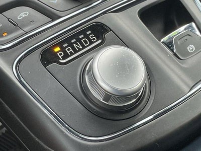 2015 Chrysler 200 4dr Sdn S FWD