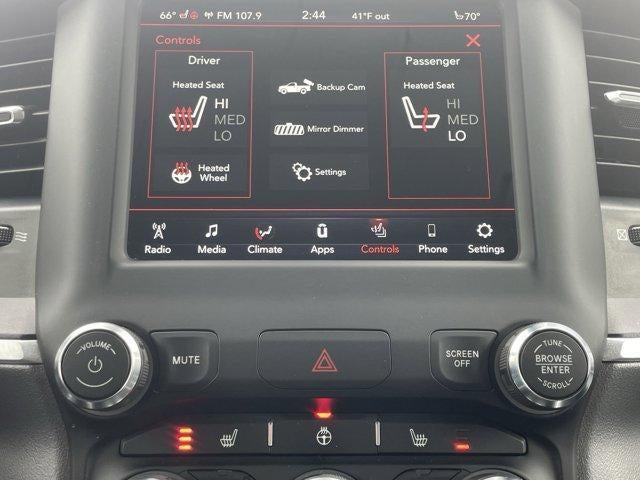 2021 RAM 1500 Big Horn 4x4 Crew Cab 5'7" Box