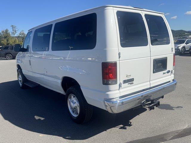 2011 Ford Econoline Wagon E-350 Super Duty XLT