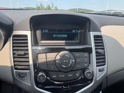 2014 Chevrolet Cruze Sedan LS (Automatic)