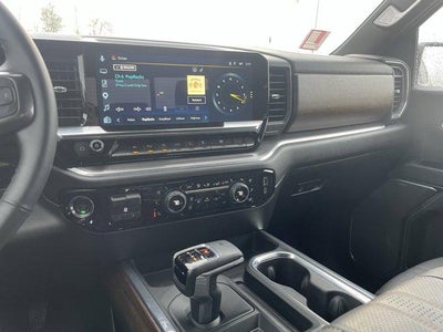 2025 Chevrolet Silverado 1500 Crew Cab Short Box 4-Wheel Drive High Country