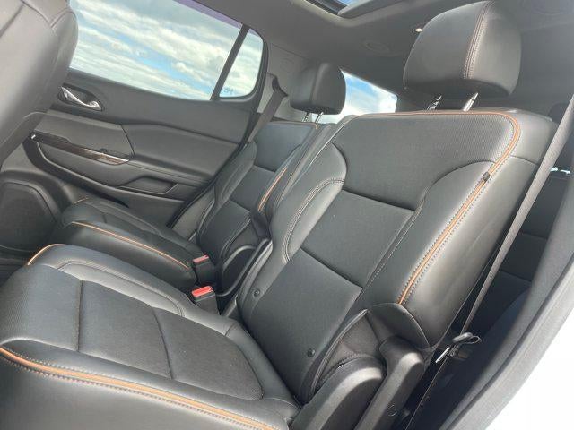 2023 GMC Acadia AWD AT4