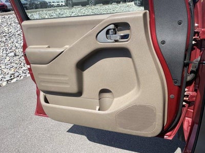 2018 Nissan Frontier Crew Cab 4x4 SV V6 Auto