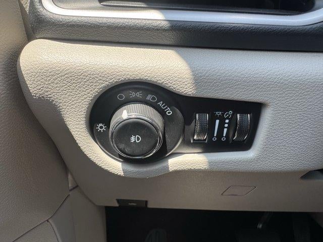 2023 Chrysler Pacifica Touring L FWD