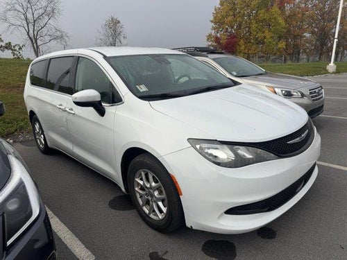 2023 Chrysler Voyager LX FWD