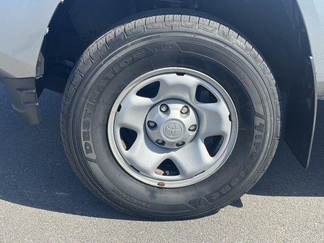 2022 Toyota Tacoma 4WD 4WD SR Double Cab 5' Bed V6 AT (GS)