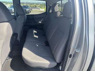 2022 Toyota Tacoma 4WD 4WD SR Double Cab 5' Bed V6 AT (GS)
