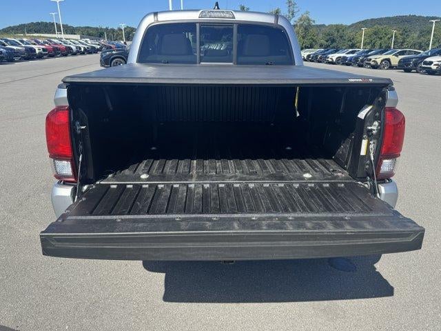 2022 Toyota Tacoma 4WD 4WD SR Double Cab 5' Bed V6 AT (GS)